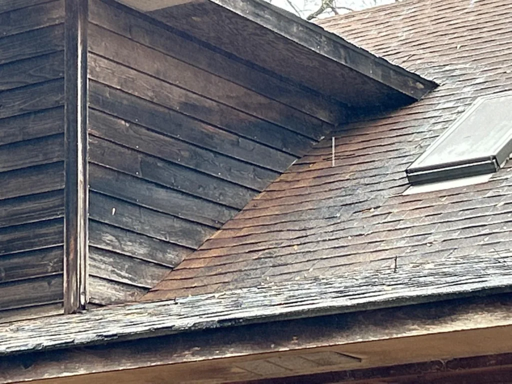 example of roof damage in Mississippi